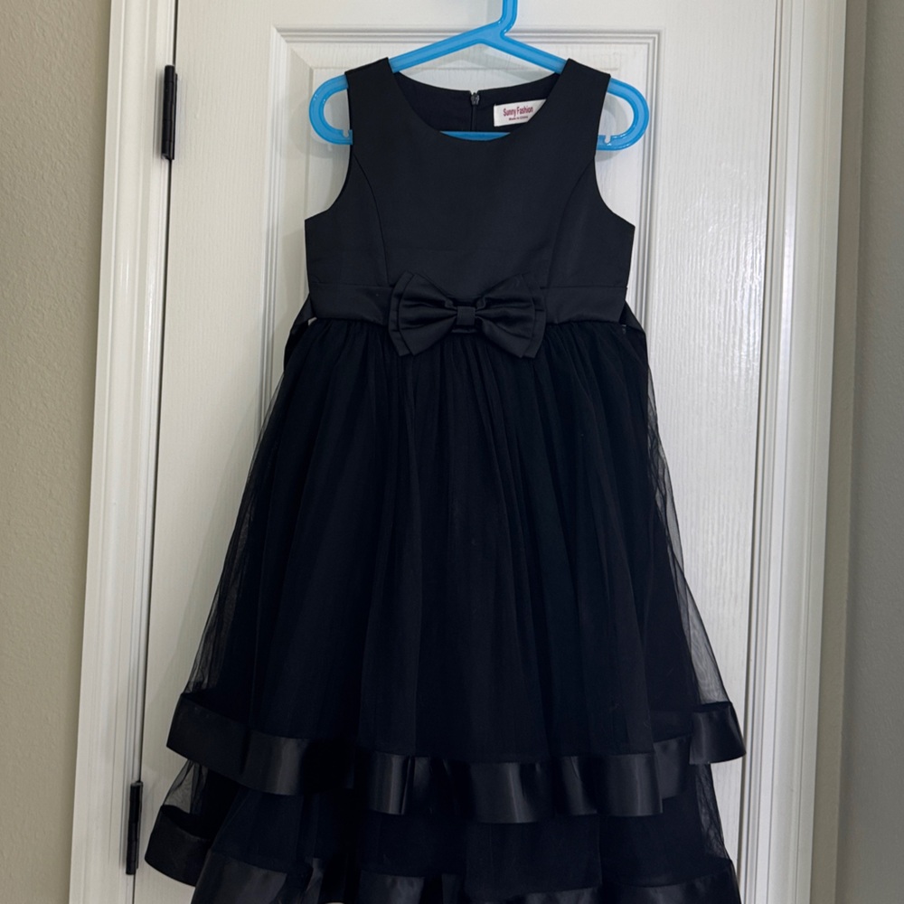 Charming Black Kids Dress with Bow Detail